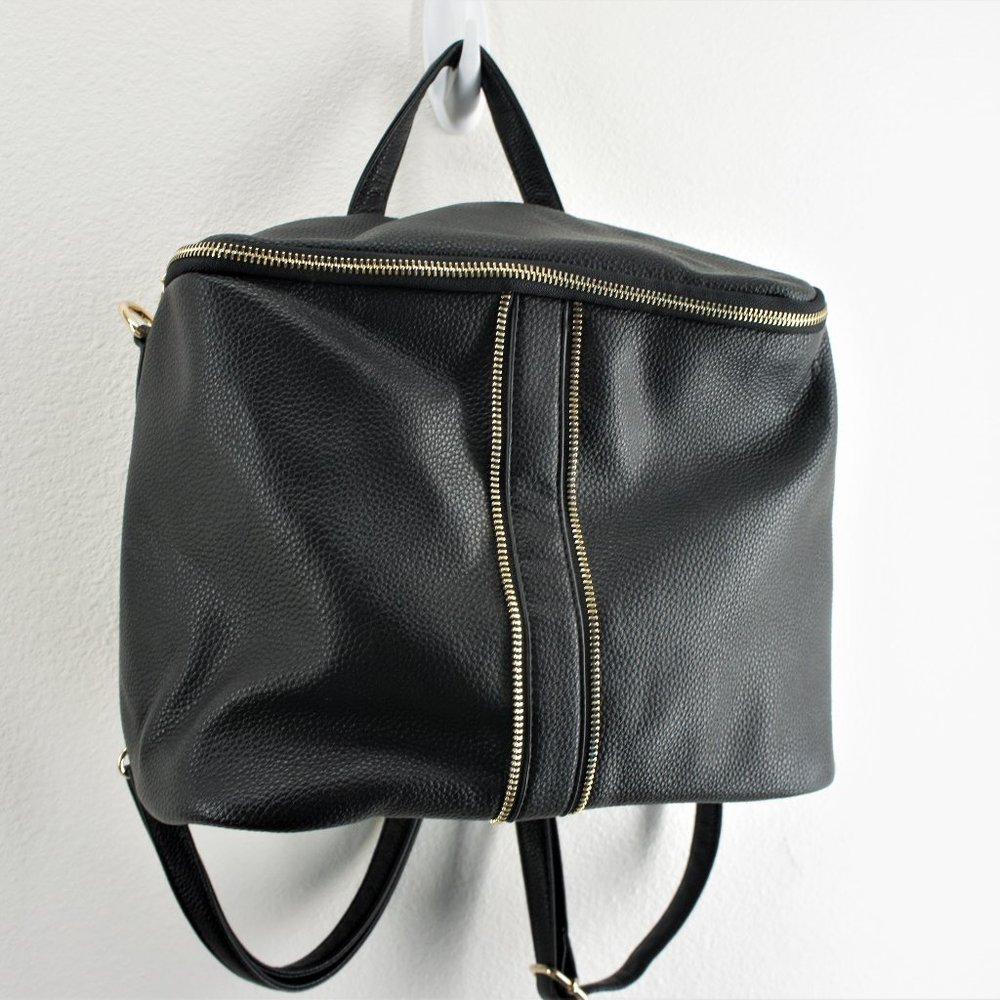 Convertible Black /Crossover Backpack - image 1